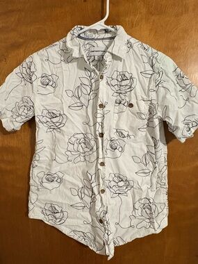 Distortion White Short-Sleeve Floral Button-Down Shirt for Kids